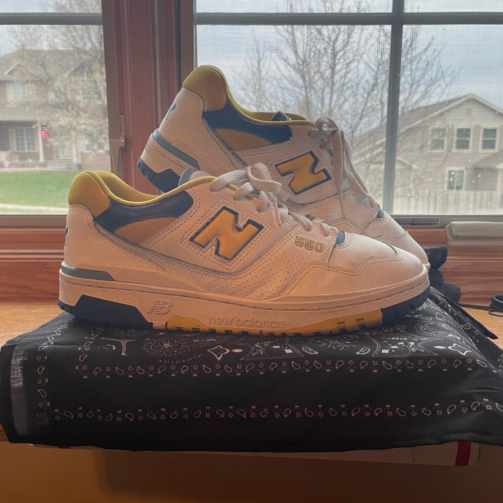 New Balance 550